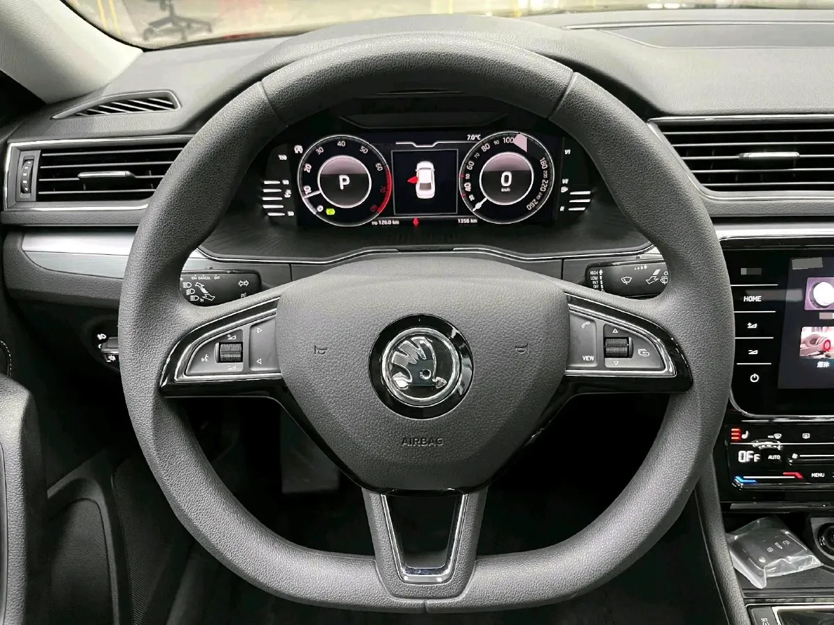 2024 Skoda Superb 1.4T 150HP L4 7DCT,autocango,china used car exporter,china ev exporter,chinese used car exporter,chinese used ev exporter