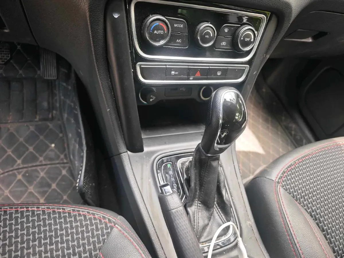 2016 Chery Tiggo 3 1.6L 126HP L4 CVT,autocango,china used car exporter,china ev exporter,chinese used car exporter,chinese used ev exporter