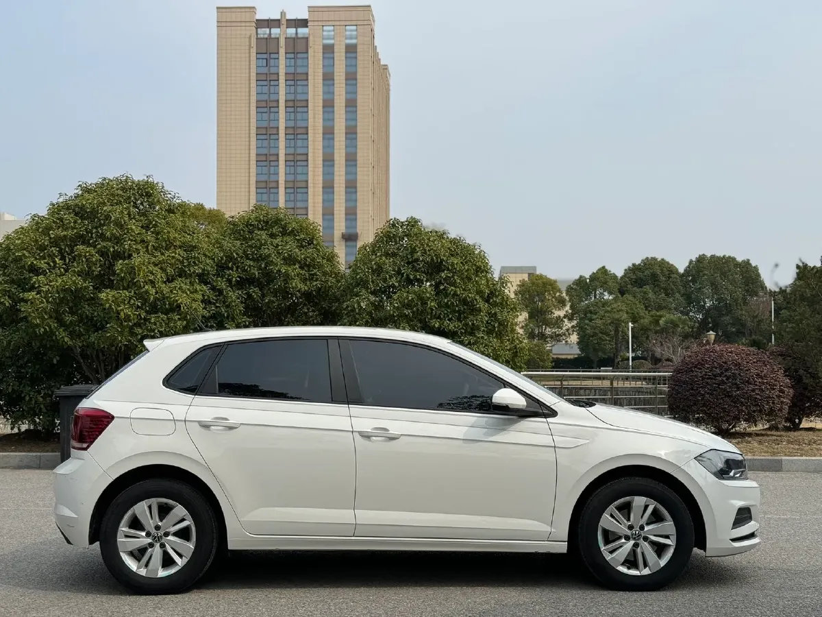 2023 Volkswagen Polo 1.5L 113HP L4 6AT,autocango,china used car exporter,china ev exporter,chinese used car exporter,chinese used ev exporter