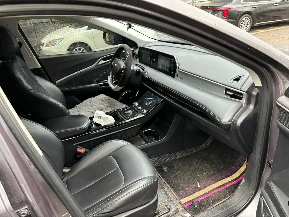 2022 Ford Focus 1.5T 177HP L4 6AT,autocango,china used car exporter,china ev exporter,chinese used car exporter,chinese used ev exporter