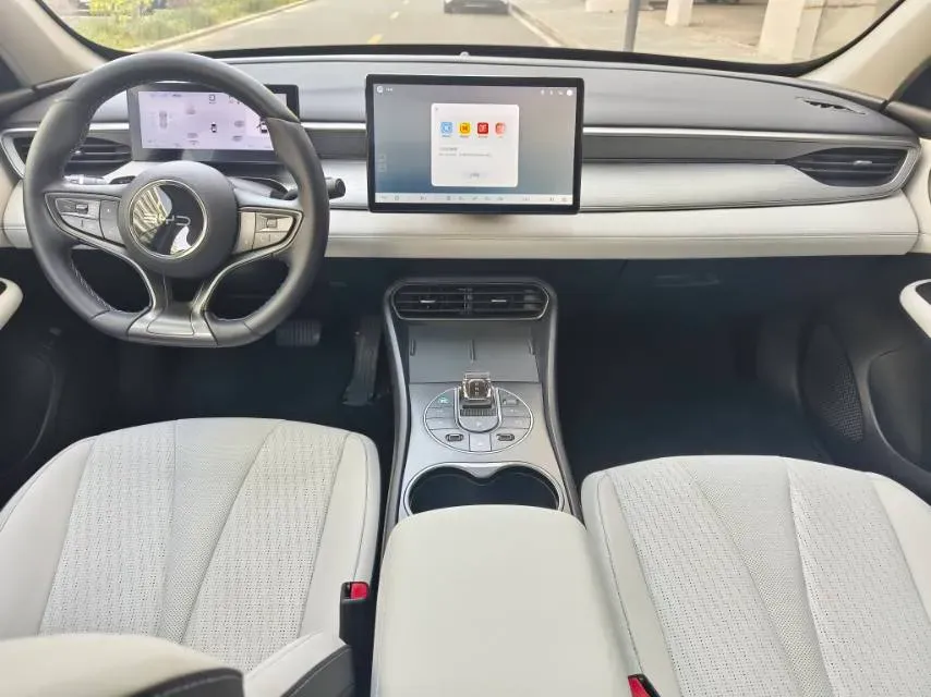 2025 BYD Seal05 DM-i 1.5L 101HP L4 E-CVT PHEV 15.87KWH,autocango,china used car exporter,china ev exporter,chinese used car exporter,chinese used ev exporter