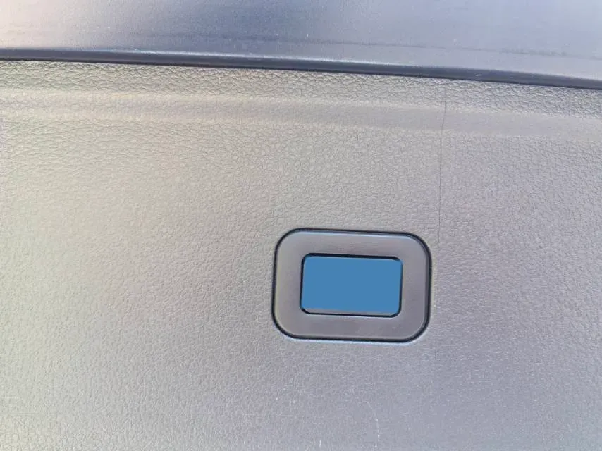 2022 HongQi HS5 2.0T 224HP L4 6AT,autocango,china used car exporter,china ev exporter,chinese used car exporter,chinese used ev exporter