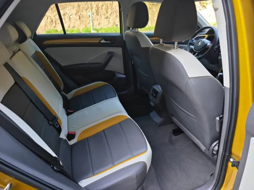 2018 Borgward BX7 2.0T 224HP L4 6AT,autocango,china used car exporter,china ev exporter,chinese used car exporter,chinese used ev exporter