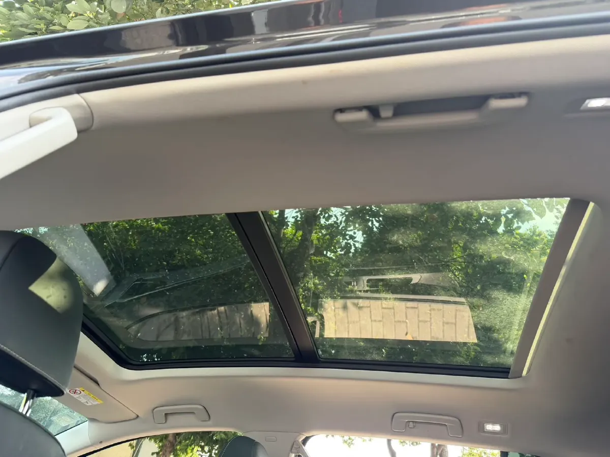 2022 Volkswagen Talagon 2.0T 220HP L4 7DCT,autocango,china used car exporter,china ev exporter,chinese used car exporter,chinese used ev exporter