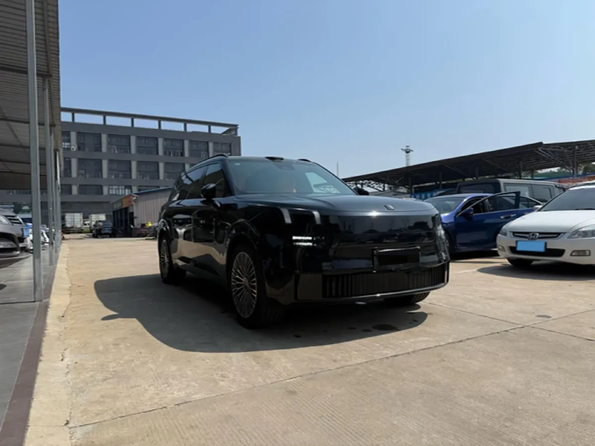 2025 LYNK&CO 900 2.0T 254HP L4 3DHT PHEV 50KWH,autocango,china used car exporter,china ev exporter,chinese used car exporter,chinese used ev exporter