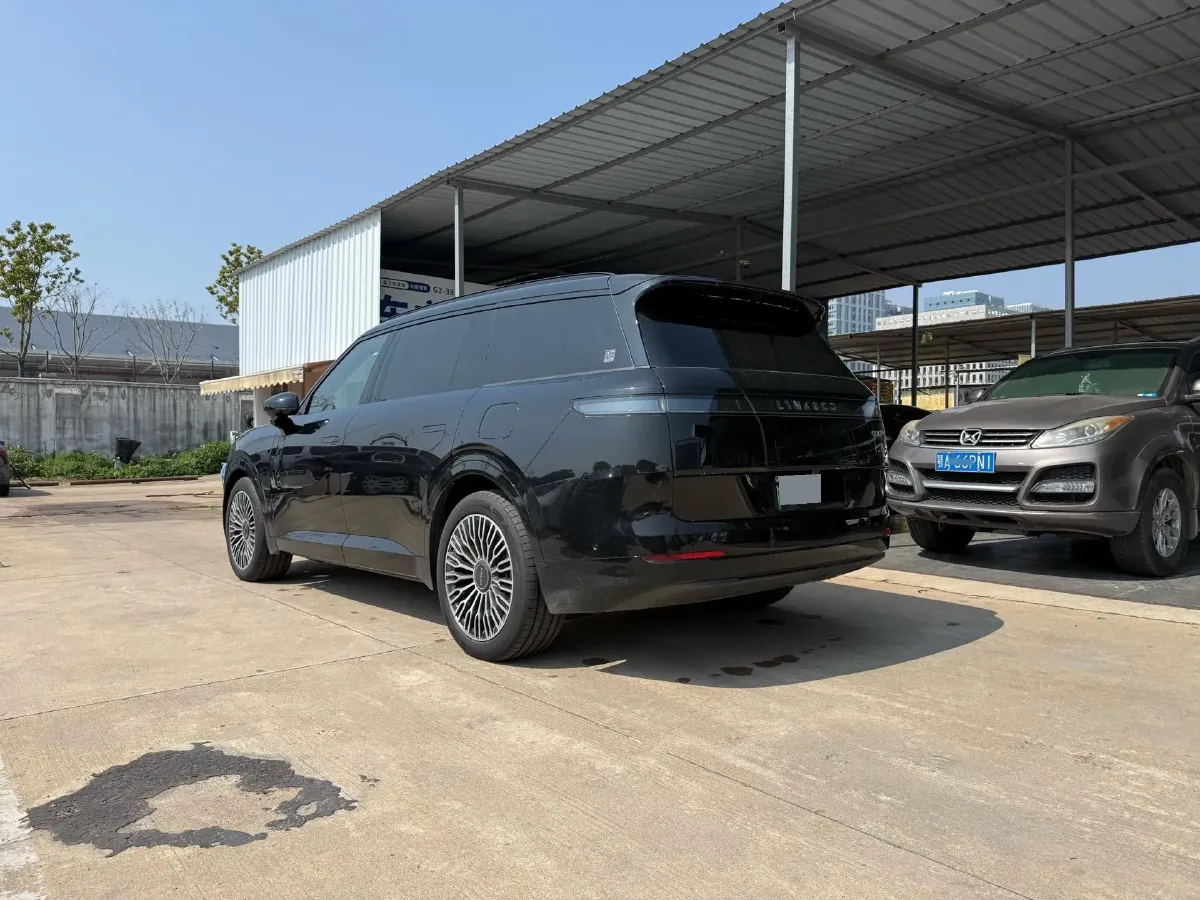 2025 LYNK&CO 900 2.0T 254HP L4 3DHT PHEV 50KWH,autocango,china used car exporter,china ev exporter,chinese used car exporter,chinese used ev exporter