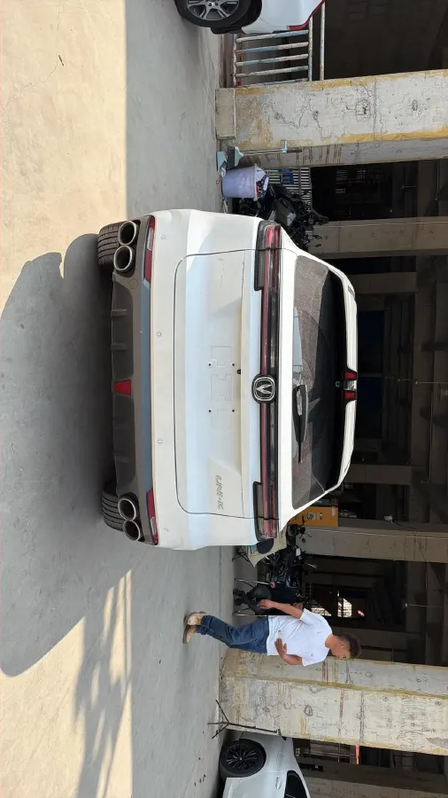 2021 ChangAn UNI-K 2.0T 233HP L4 8AT,autocango,china used car exporter,china ev exporter,chinese used car exporter,chinese used ev exporter