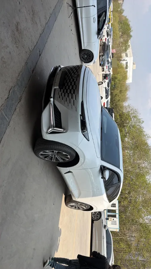 2021 ChangAn UNI-K 2.0T 233HP L4 8AT,autocango,china used car exporter,china ev exporter,chinese used car exporter,chinese used ev exporter