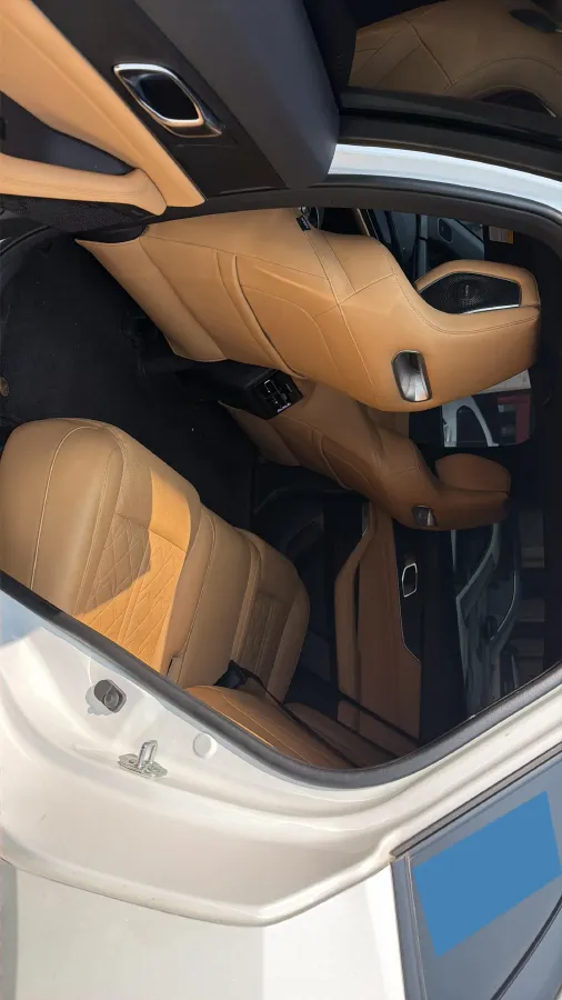 2021 ChangAn UNI-K 2.0T 233HP L4 8AT,autocango,china used car exporter,china ev exporter,chinese used car exporter,chinese used ev exporter