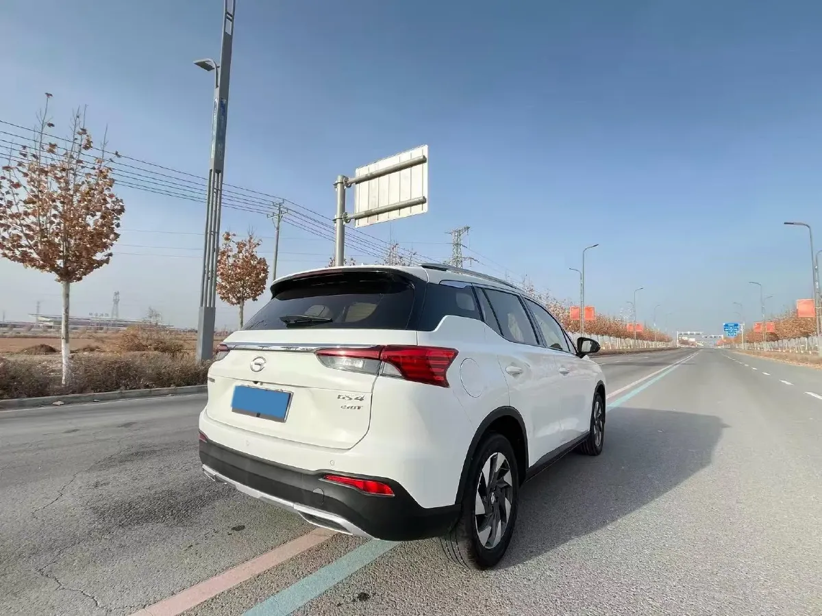 2021 GAC Trumpchi GS4 1.5T 169HP L4 7DCT,autocango,china used car exporter,china ev exporter,chinese used car exporter,chinese used ev exporter