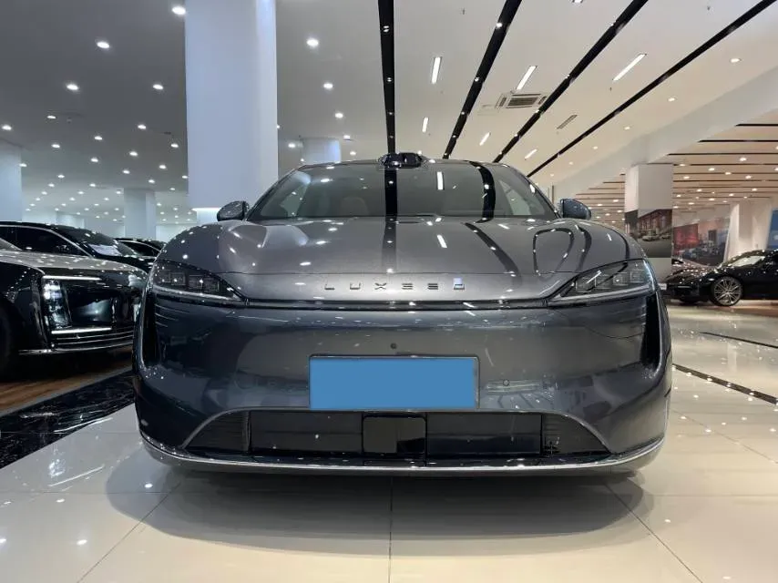 2025 Luxeed R7 REEV 156HP REEV 37KWH,autocango,china used car exporter,china ev exporter,chinese used car exporter,chinese used ev exporter
