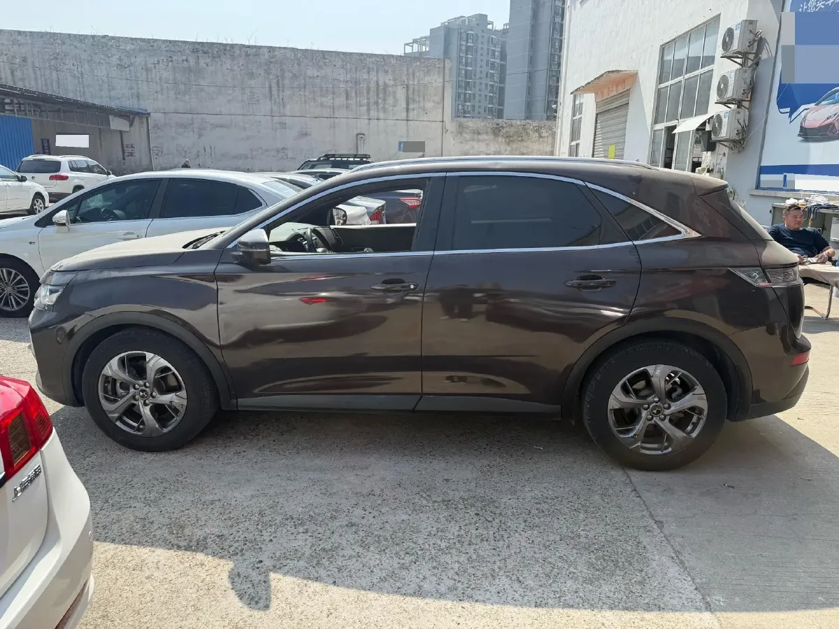 2018 DS 7 1.6T 180HP L4 8AT,autocango,china used car exporter,china ev exporter,chinese used car exporter,chinese used ev exporter