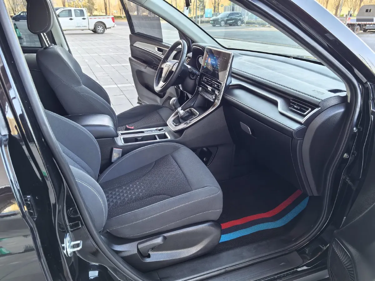 2023 Haval M6 1.5T 150HP L4 7DCT,autocango,china used car exporter,china ev exporter,chinese used car exporter,chinese used ev exporter