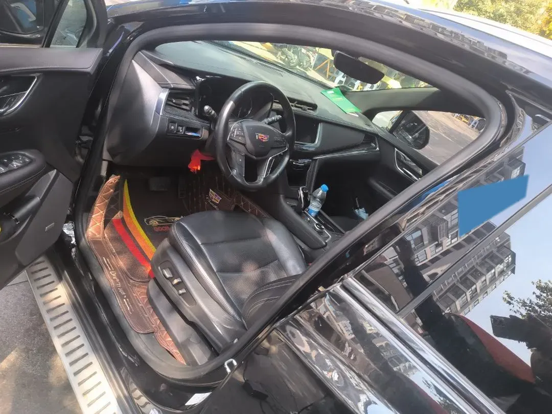 2021 Cadillac XT5 2.0T 237HP L4 9AT,autocango,china used car exporter,china ev exporter,chinese used car exporter,chinese used ev exporter