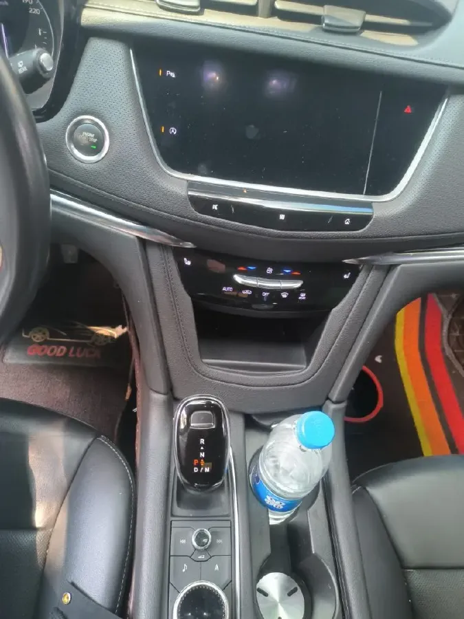 2021 Cadillac XT5 2.0T 237HP L4 9AT,autocango,china used car exporter,china ev exporter,chinese used car exporter,chinese used ev exporter