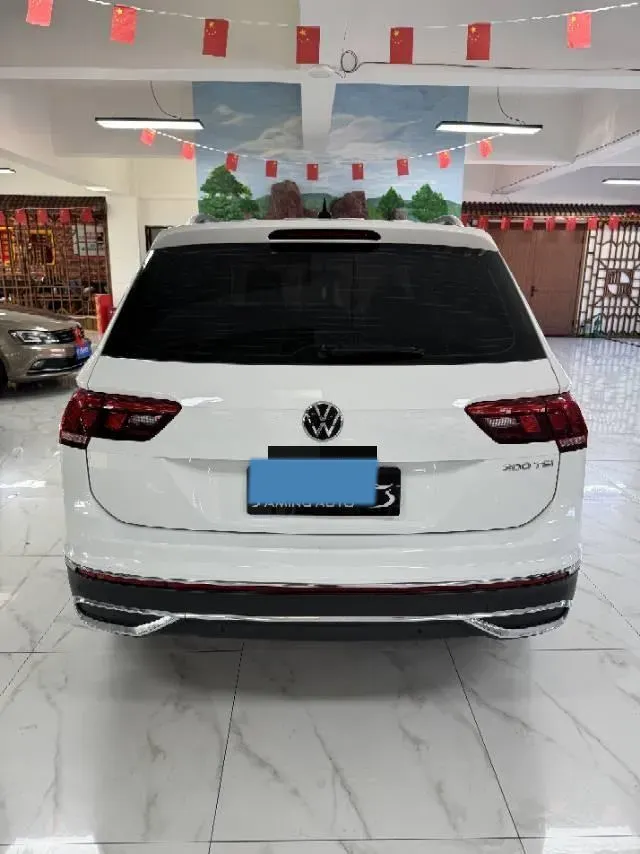 2023 Volkswagen Tiguan L 1.5T 160HP L4 7DCT,autocango,china used car exporter,china ev exporter,chinese used car exporter,chinese used ev exporter
