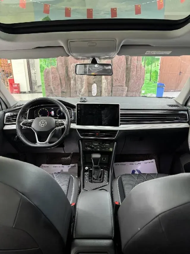 2023 Volkswagen Tiguan L 1.5T 160HP L4 7DCT,autocango,china used car exporter,china ev exporter,chinese used car exporter,chinese used ev exporter
