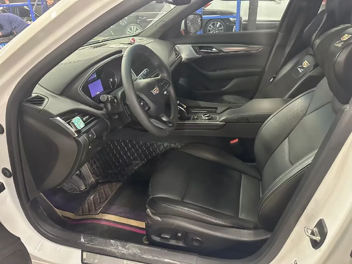 2021 Cadillac CT5 2.0T 237HP L4 10AT,autocango,china used car exporter,china ev exporter,chinese used car exporter,chinese used ev exporter