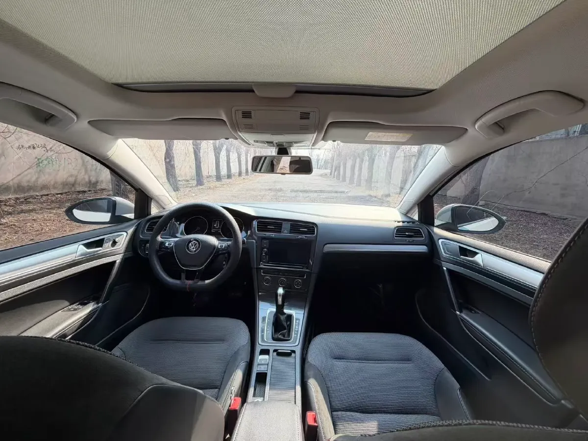 2018 Volkswagen Golf 1.4T 131HP L4 7DCT,autocango,china used car exporter,china ev exporter,chinese used car exporter,chinese used ev exporter