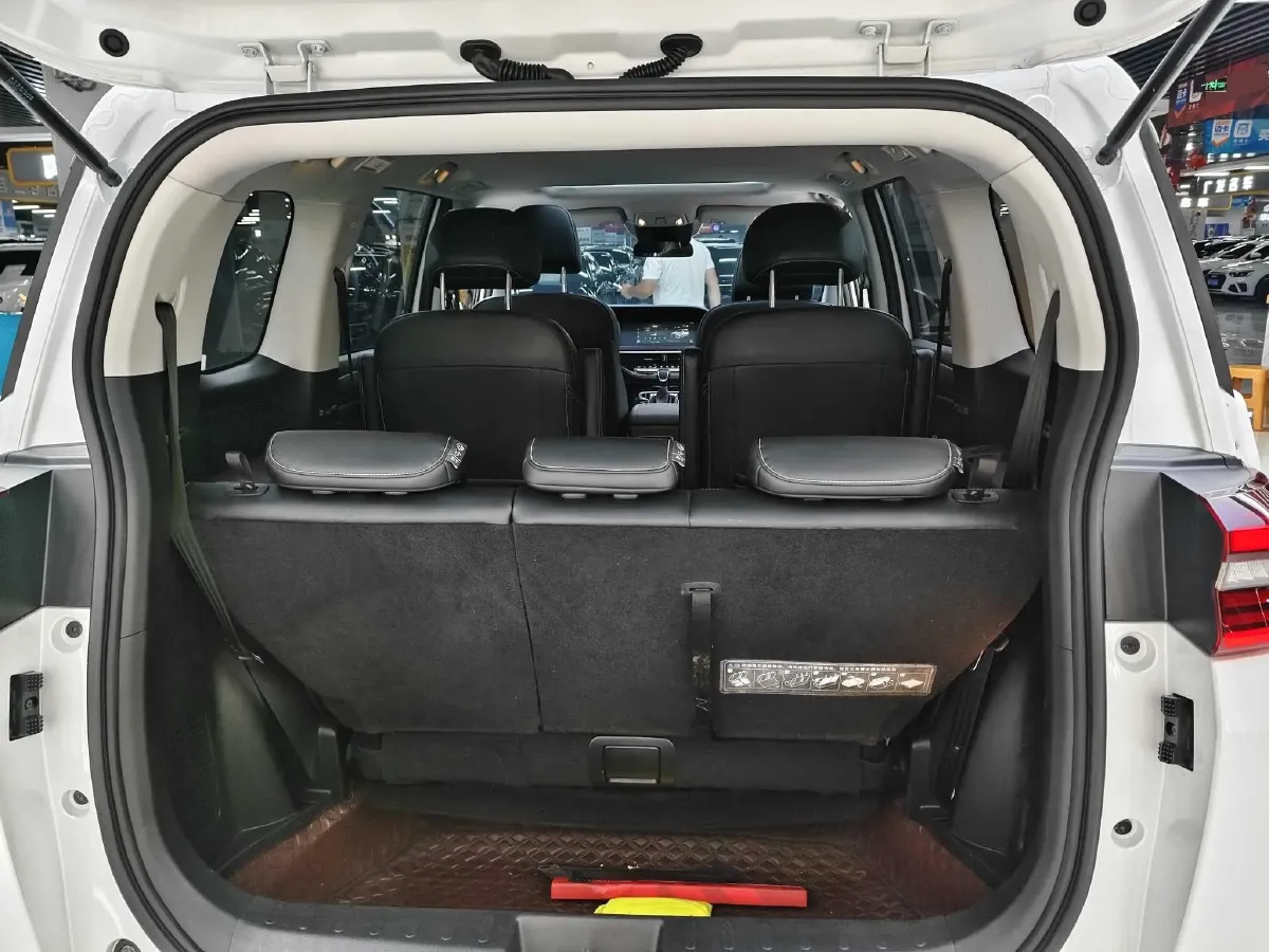 2023 GAC Trumpchi M6 1.5T 177HP L4 7DCT,autocango,china used car exporter,china ev exporter,chinese used car exporter,chinese used ev exporter