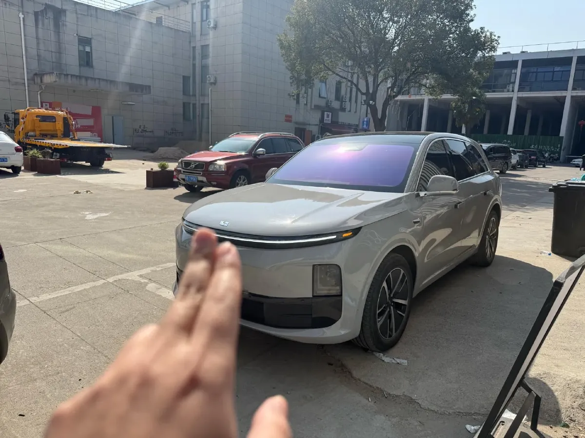 2024 Li L6 Range Extended 154HP L4 REEV 36.8KWH,autocango,china used car exporter,china ev exporter,chinese used car exporter,chinese used ev exporter
