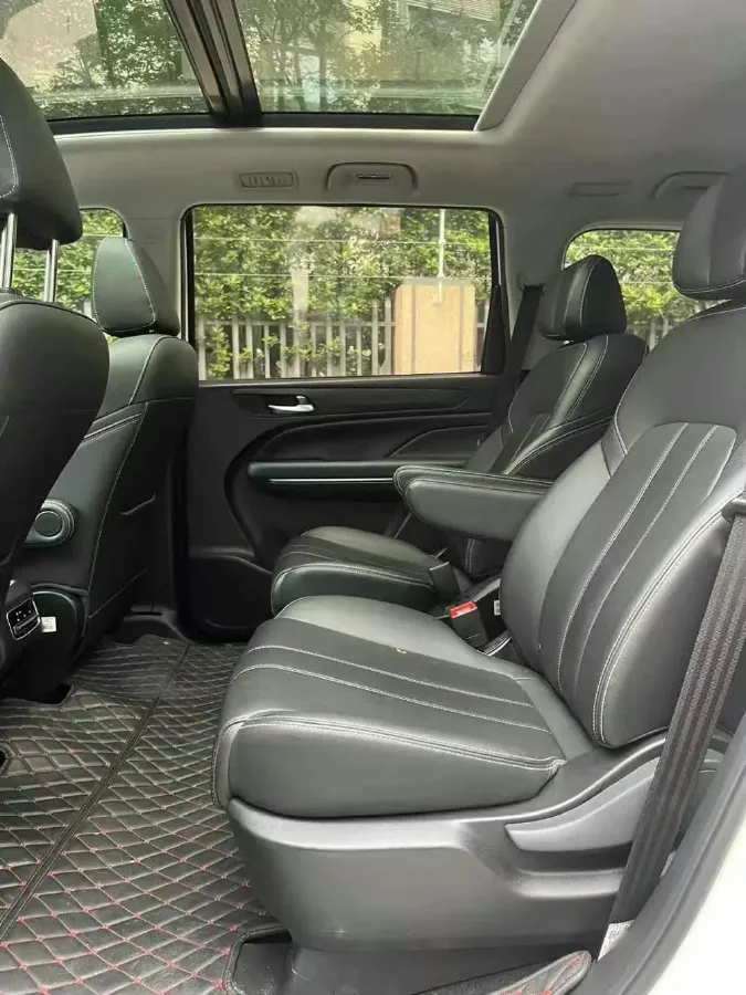 2021 GAC Trumpchi M6 1.5T 169HP L4 7DCT,autocango,china used car exporter,china ev exporter,chinese used car exporter,chinese used ev exporter