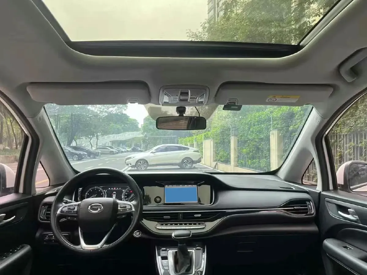 2021 GAC Trumpchi M6 1.5T 169HP L4 7DCT,autocango,china used car exporter,china ev exporter,chinese used car exporter,chinese used ev exporter