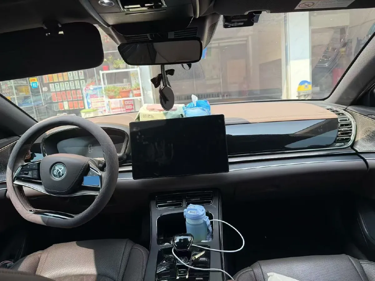 2023 BYD Han 1.5T 139HP L4 E-CVT PHEV 18.316KWH,autocango,china used car exporter,china ev exporter,chinese used car exporter,chinese used ev exporter