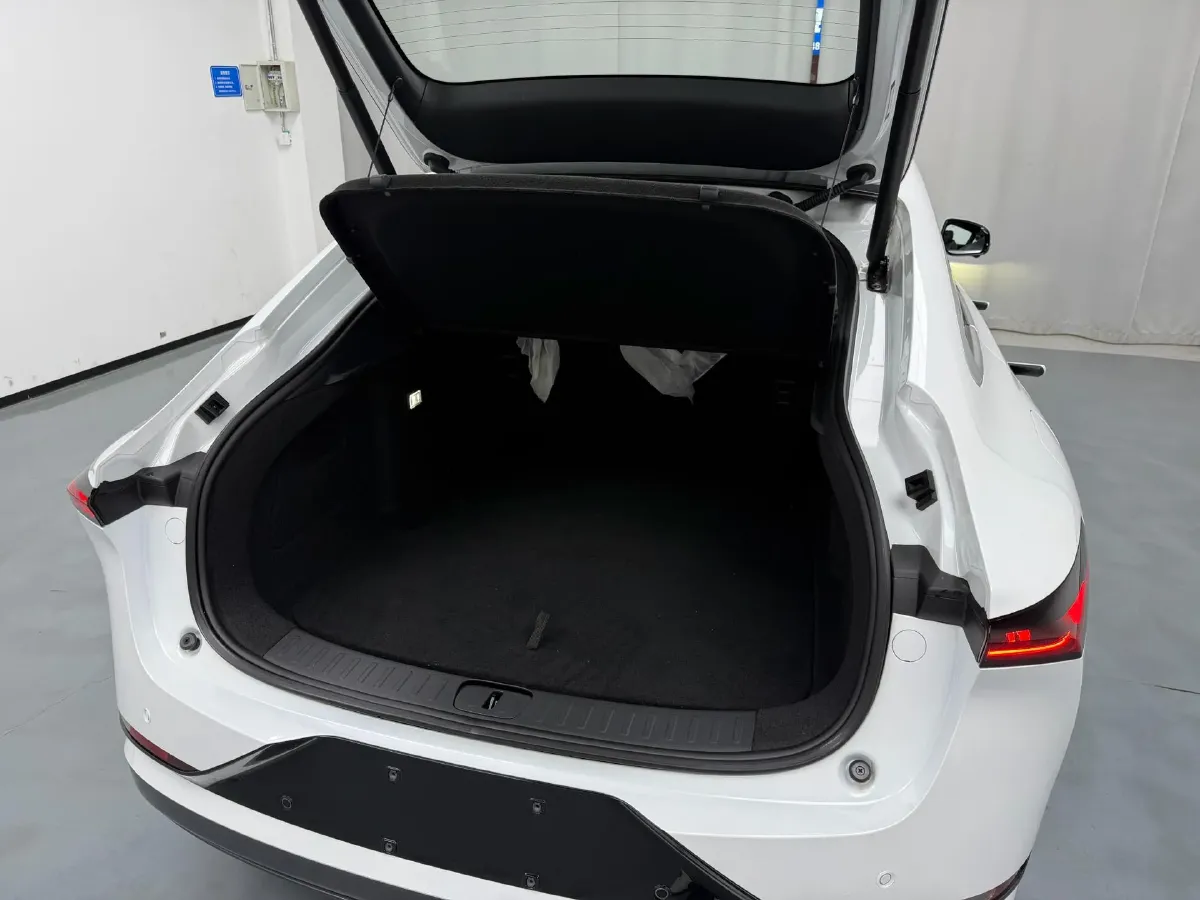 2025 ChangAn QiYuan A07 REEV 98HP REEV 28.4KWH,autocango,china used car exporter,china ev exporter,chinese used car exporter,chinese used ev exporter