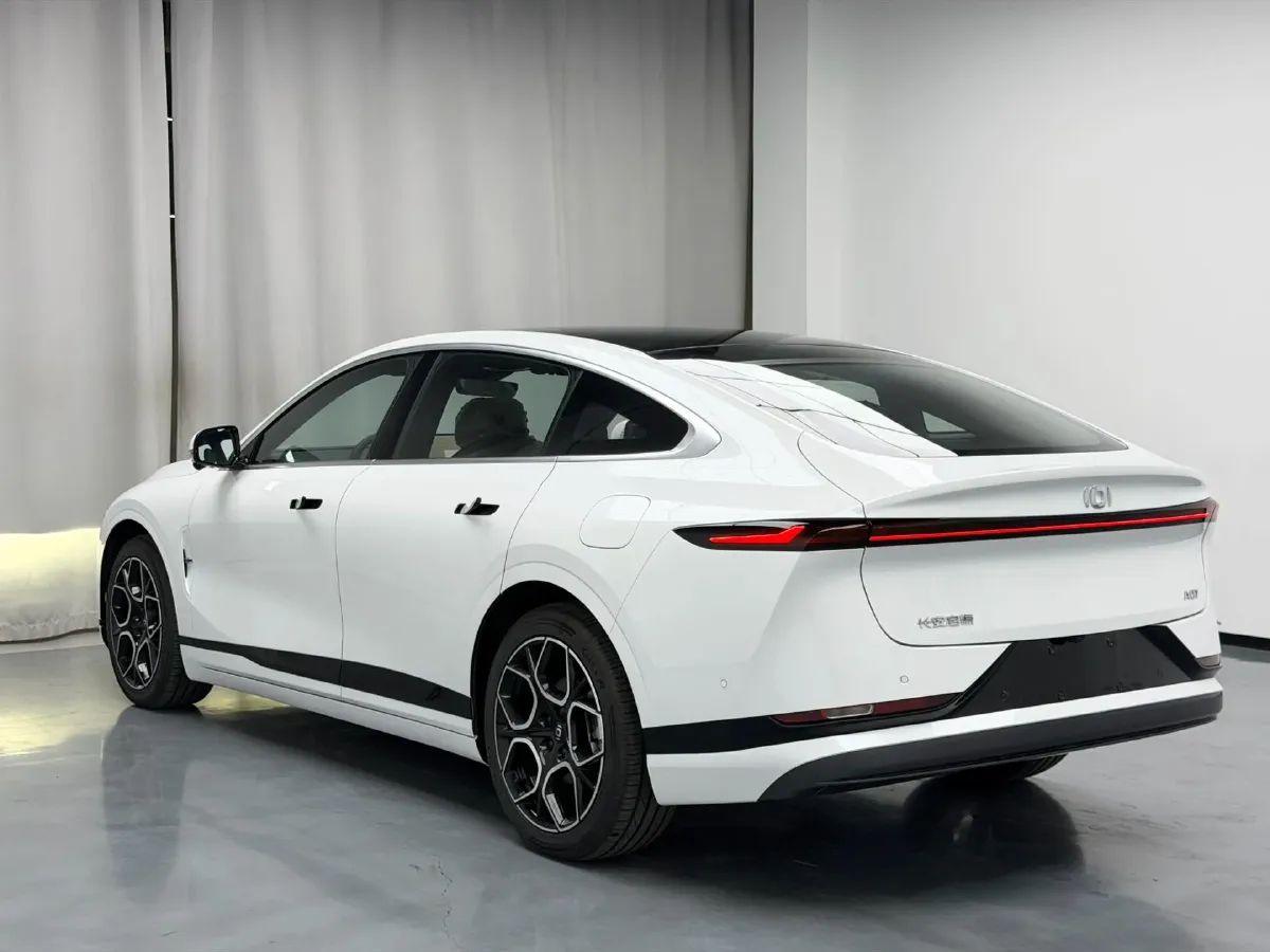 2025 ChangAn QiYuan A07 REEV 98HP REEV 28.4KWH,autocango,china used car exporter,china ev exporter,chinese used car exporter,chinese used ev exporter