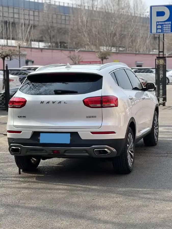 2020 Haval H6 1.5T 169HP L4 7DCT,autocango,china used car exporter,china ev exporter,chinese used car exporter,chinese used ev exporter