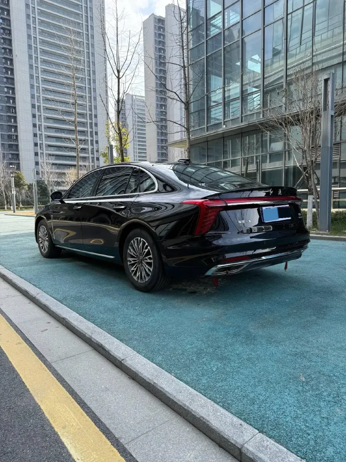 2023 HongQi H5 2.0T 224HP L4 8AT,autocango,china used car exporter,china ev exporter,chinese used car exporter,chinese used ev exporter
