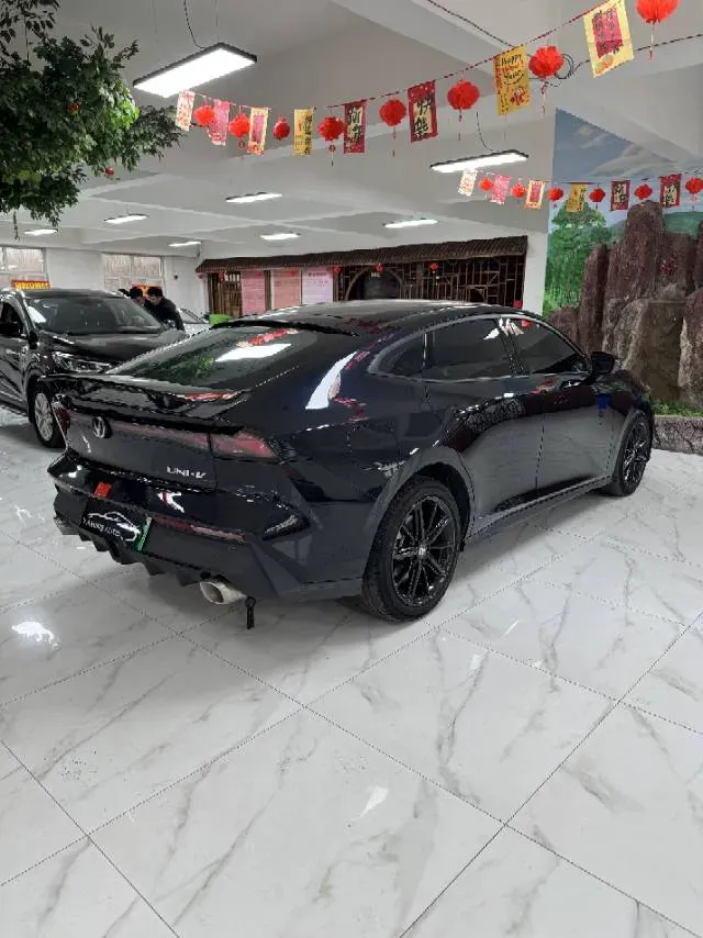 2023 ChangAn UNI-V iDD 1.5T 170HP L4 6TCT PHEV 18.4KWH,autocango,china used car exporter,china ev exporter,chinese used car exporter,chinese used ev exporter