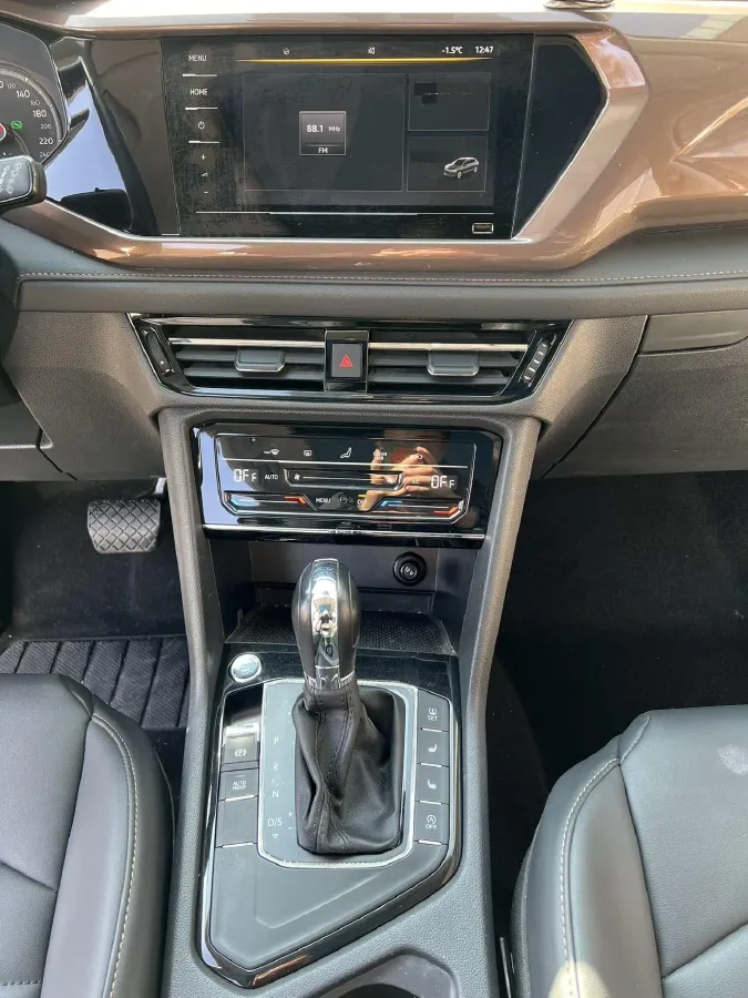 2021 Volkswagen Tharu 1.4T 150HP L4 7DCT,autocango,china used car exporter,china ev exporter,chinese used car exporter,chinese used ev exporter