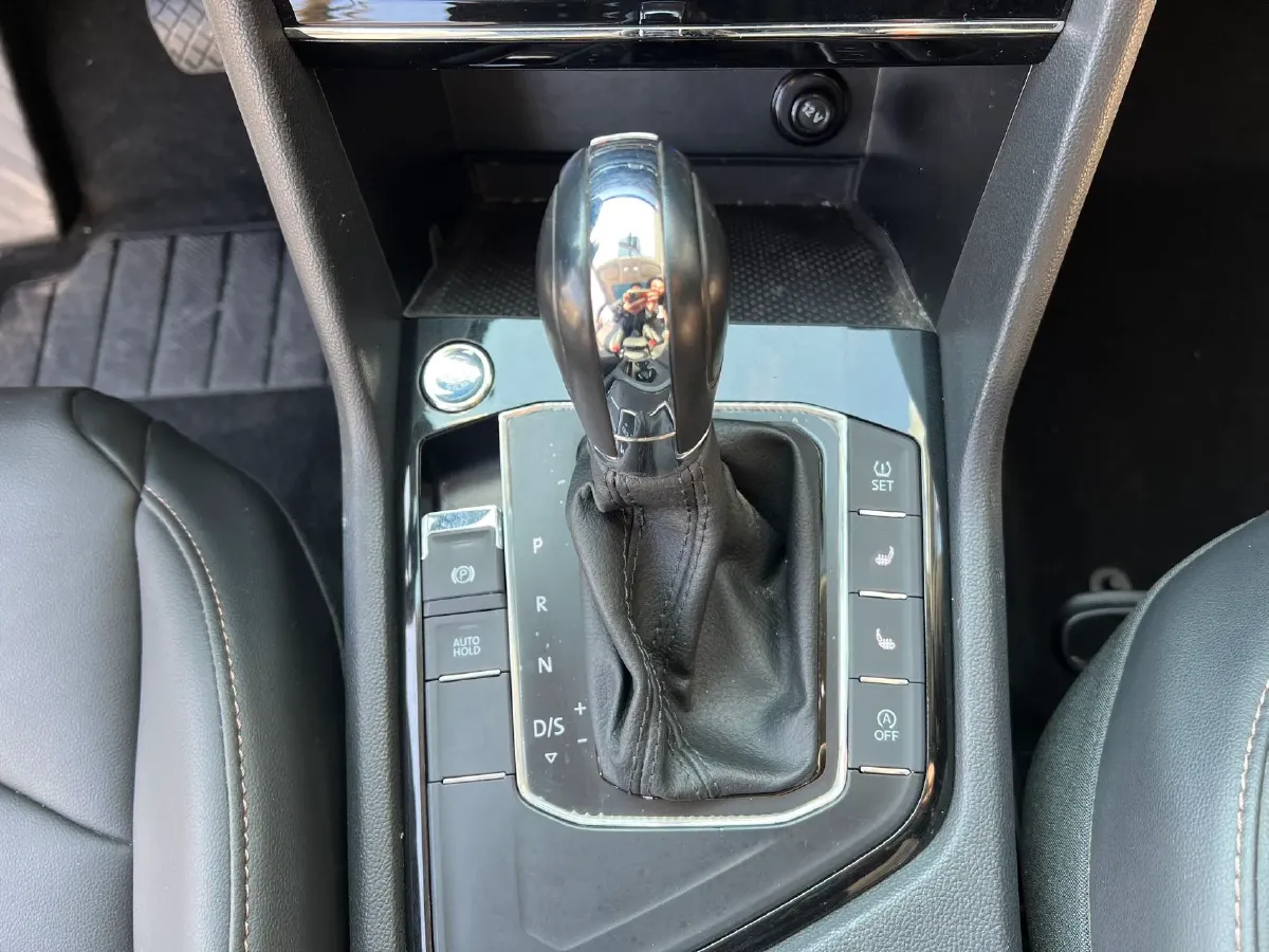 2021 Volkswagen Tharu 1.4T 150HP L4 7DCT,autocango,china used car exporter,china ev exporter,chinese used car exporter,chinese used ev exporter