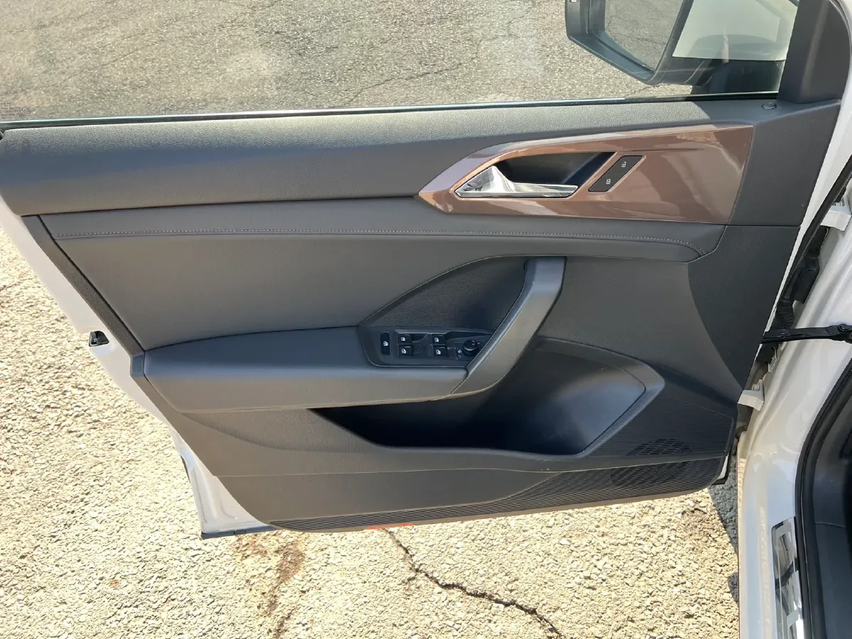 2021 Volkswagen Tharu 1.4T 150HP L4 7DCT,autocango,china used car exporter,china ev exporter,chinese used car exporter,chinese used ev exporter