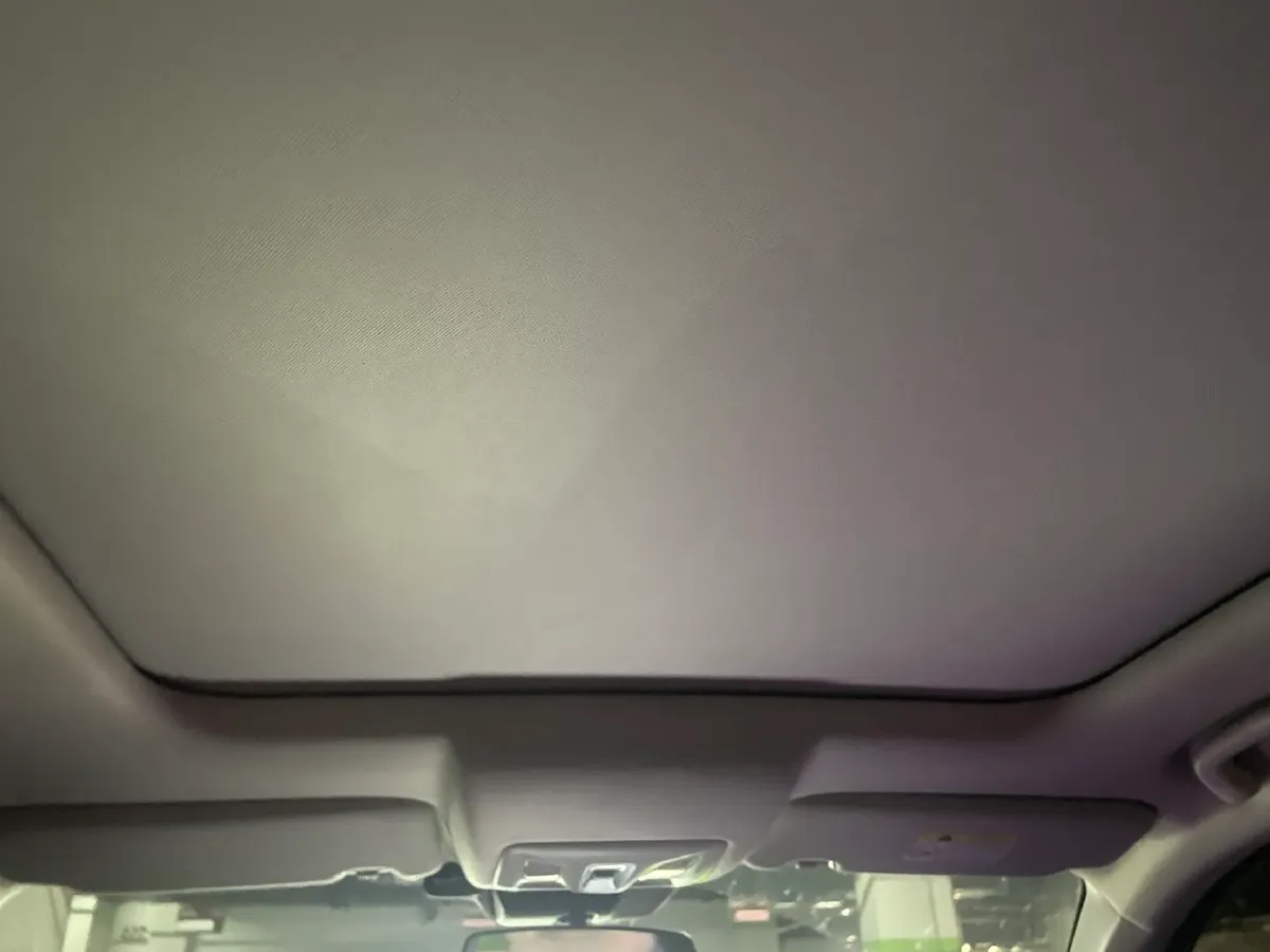 2022 ChangAn UNI-V 1.5T 188HP L4 7DCT,autocango,china used car exporter,china ev exporter,chinese used car exporter,chinese used ev exporter