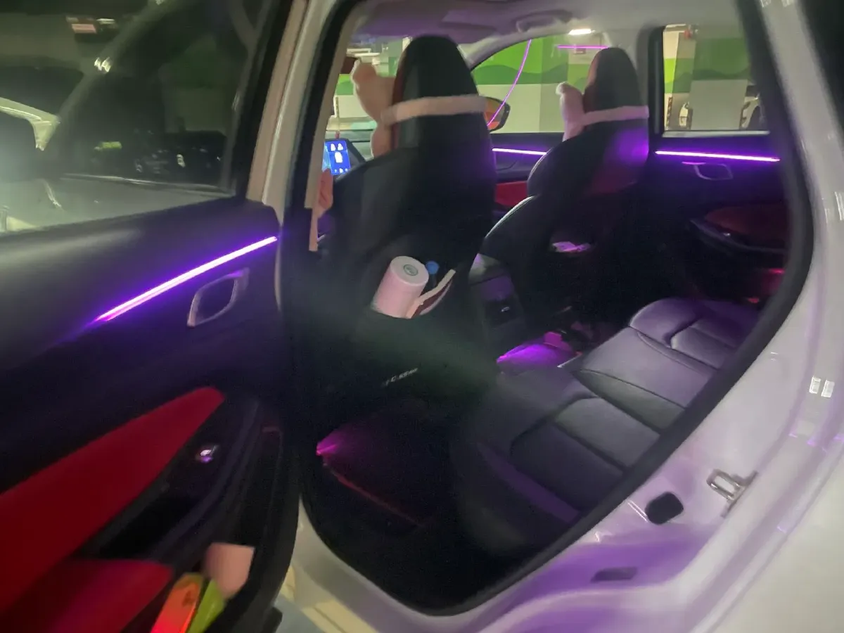 2022 ChangAn UNI-V 1.5T 188HP L4 7DCT,autocango,china used car exporter,china ev exporter,chinese used car exporter,chinese used ev exporter