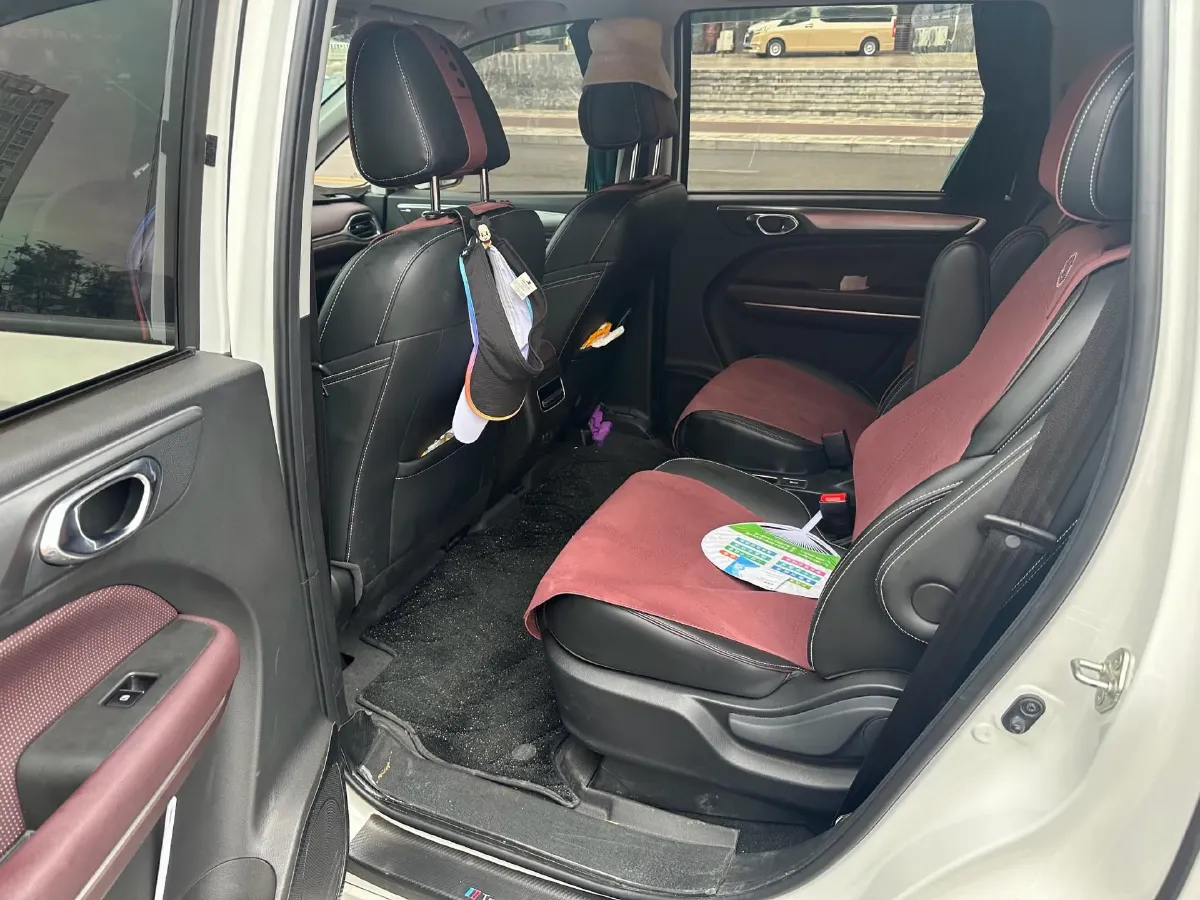 2023 GAC Trumpchi M6 1.5T 177HP L4 7DCT,autocango,china used car exporter,china ev exporter,chinese used car exporter,chinese used ev exporter