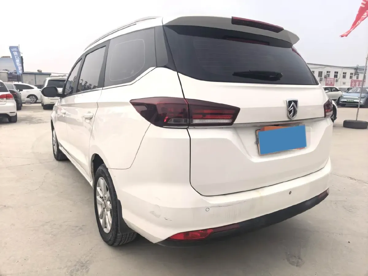 2018 BaoJun 360 1.5L 112HP L4 6MT,autocango,china used car exporter,china ev exporter,chinese used car exporter,chinese used ev exporter