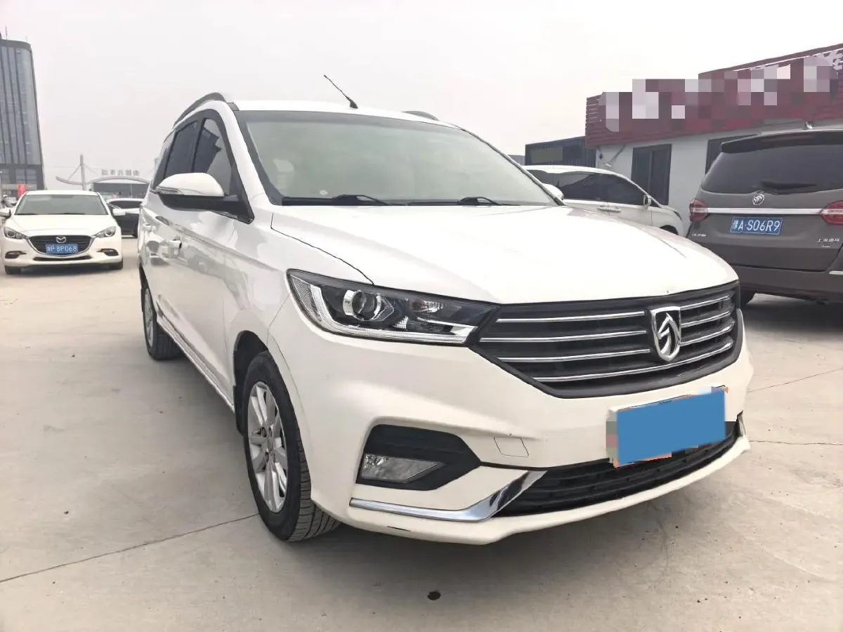 2018 BaoJun 360 1.5L 112HP L4 6MT,autocango,china used car exporter,china ev exporter,chinese used car exporter,chinese used ev exporter