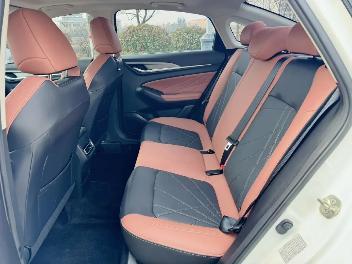 2022 ChangAn Eado 1.4T 160HP L4 7DCT,autocango,china used car exporter,china ev exporter,chinese used car exporter,chinese used ev exporter