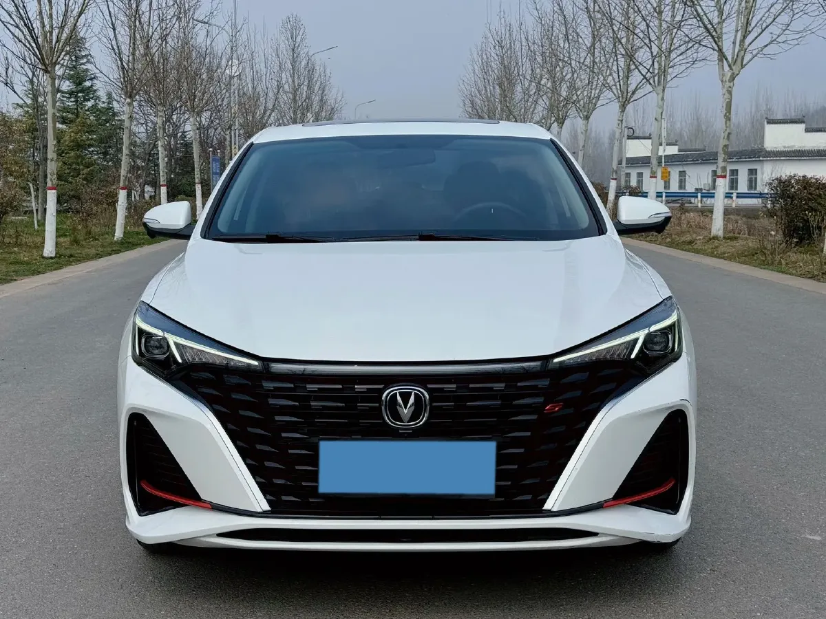 2022 ChangAn Eado 1.4T 160HP L4 7DCT,autocango,china used car exporter,china ev exporter,chinese used car exporter,chinese used ev exporter