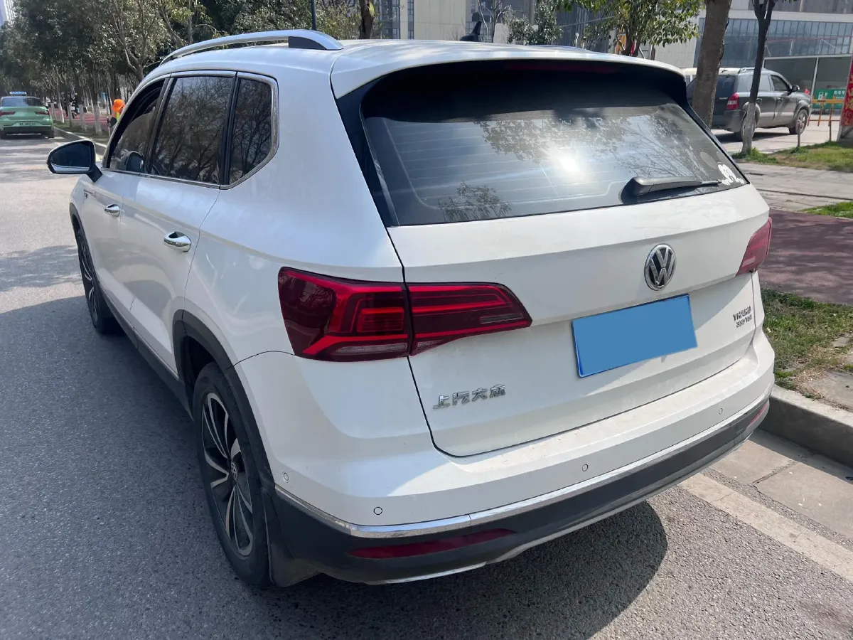 2019 Jeep Compass 1.3T 173HP L4 9AT,autocango,china used car exporter,china ev exporter,chinese used car exporter,chinese used ev exporter