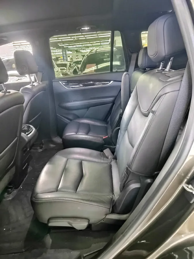 2020 Cadillac XT6 2.0T 241HP L4 9AT,autocango,china used car exporter,china ev exporter,chinese used car exporter,chinese used ev exporter