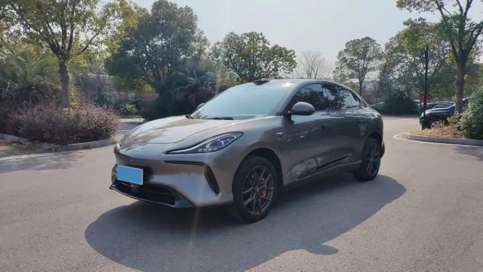 2023 IM LS6 BEV 71KWH,autocango,china used car exporter,china ev exporter,chinese used car exporter,chinese used ev exporter