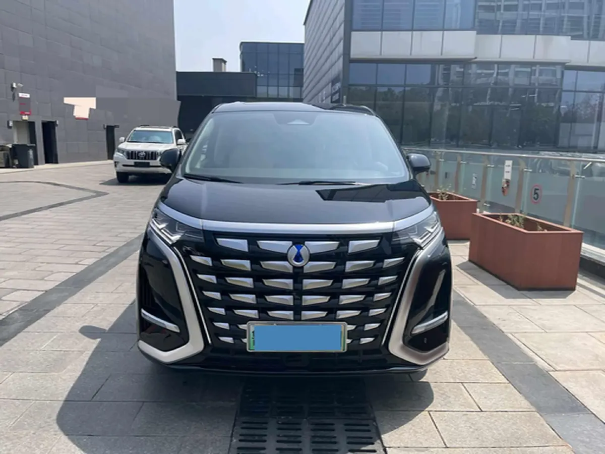 2024 Denza D9 1.5T 139HP L4 E-CVT PHEV 40KWH,autocango,china used car exporter,china ev exporter,chinese used car exporter,chinese used ev exporter