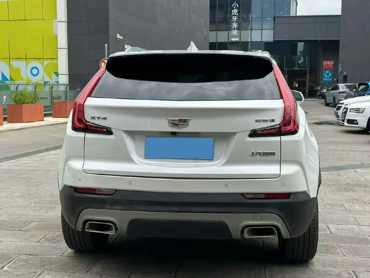 2021 Cadillac XT4 2.0T 237HP L4 9AT,autocango,china used car exporter,china ev exporter,chinese used car exporter,chinese used ev exporter