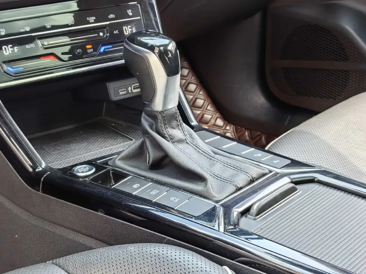 2022 Xpeng P7 BEV 60.2KWH,autocango,china used car exporter,china ev exporter,chinese used car exporter,chinese used ev exporter