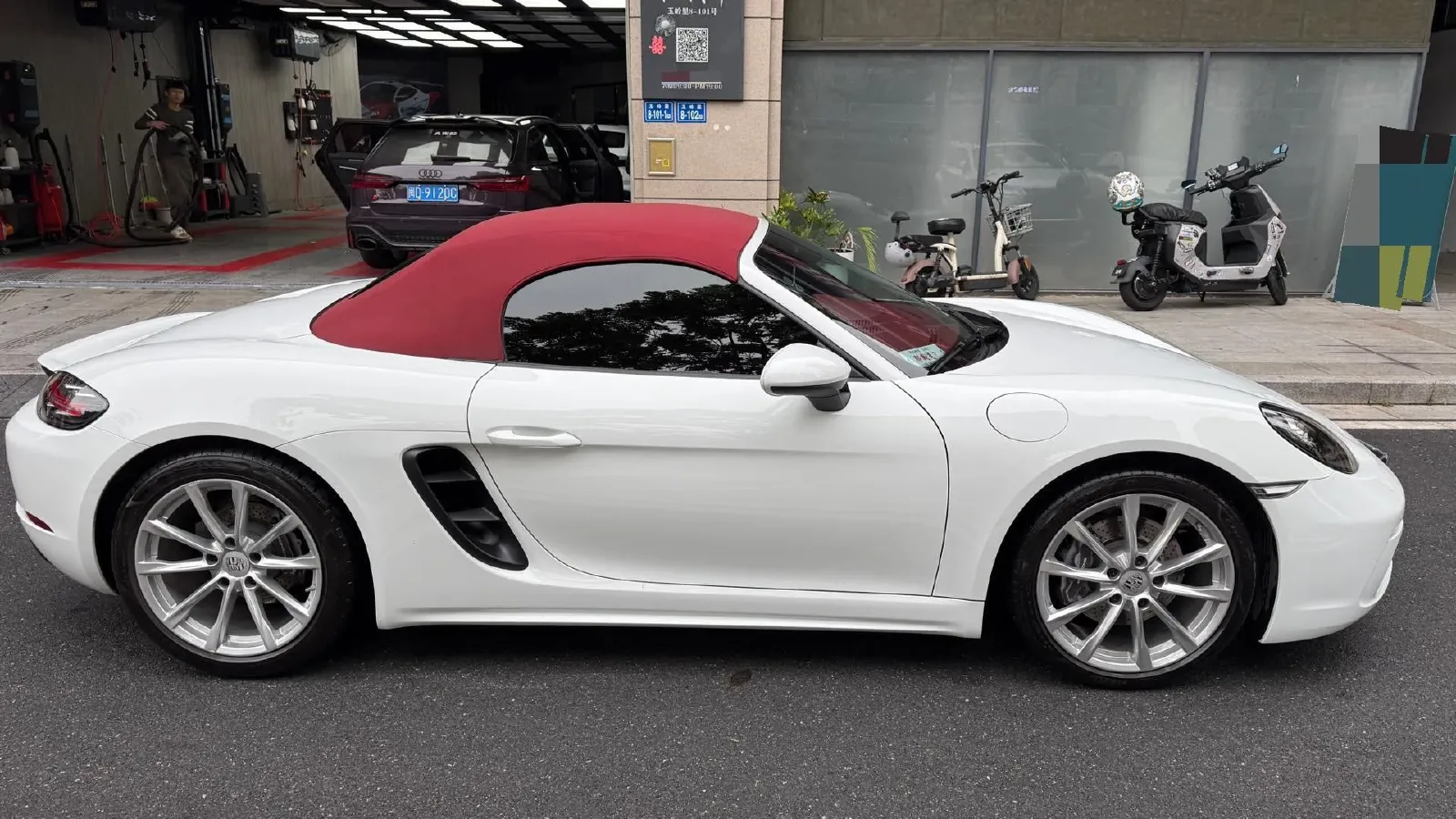 2020 Porsche 718 2.0T 250HP H4 7DCT,autocango,china used car exporter,china ev exporter,chinese used car exporter,chinese used ev exporter